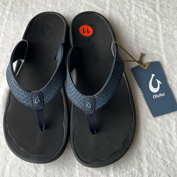 OluKai  ‘Ohana Pa’i Women’s Sandal - Picture 5 of 16